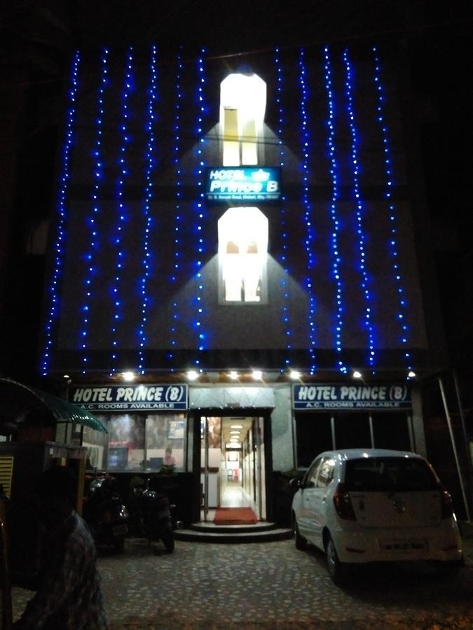 Hotel Prince B Guwahati Ngoại thất bức ảnh