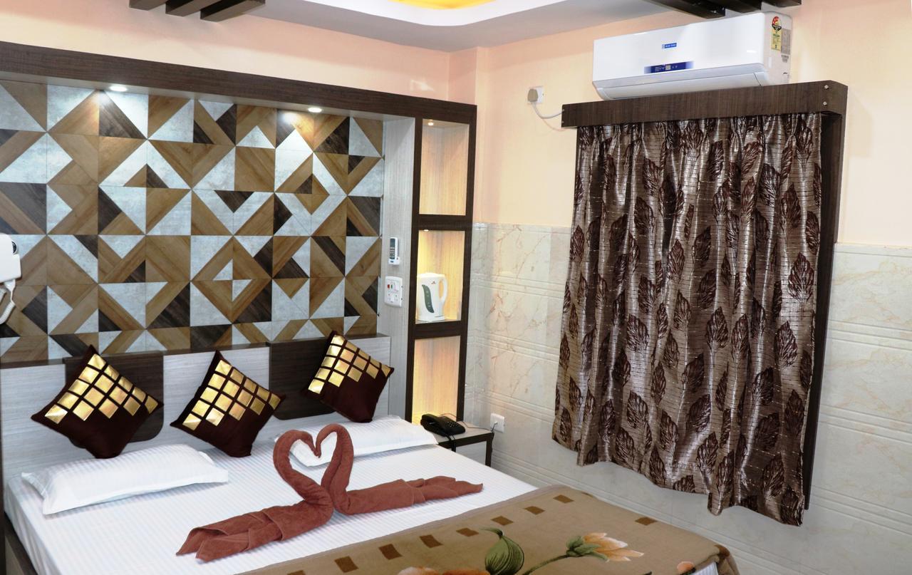 Hotel Prince B Guwahati Ngoại thất bức ảnh